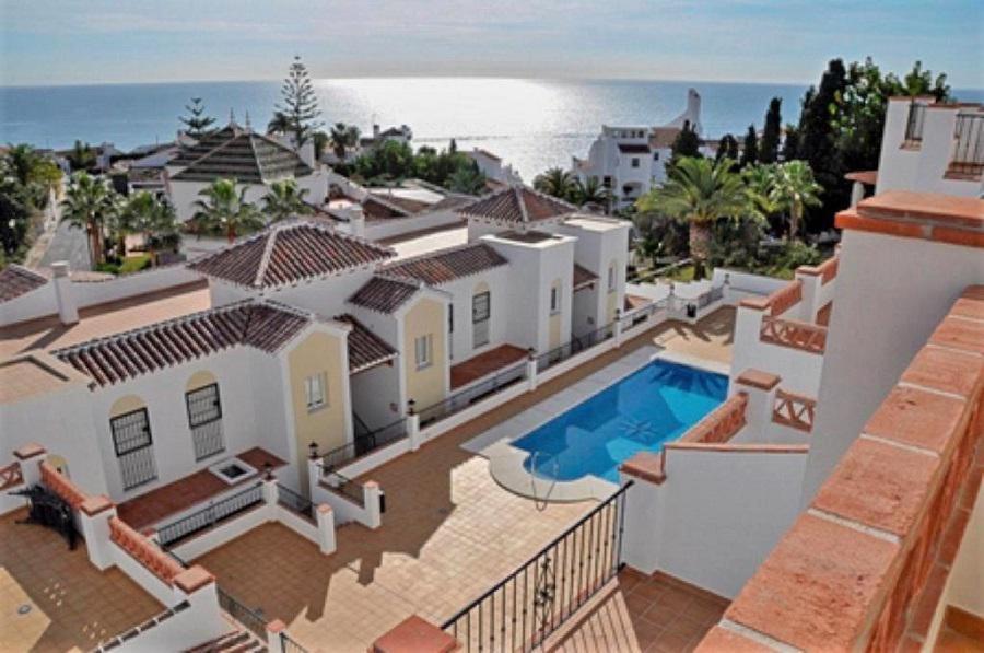 Casa Kasander, Two Bedroom Appartment Near Beach With Pool 네르하 외부 사진